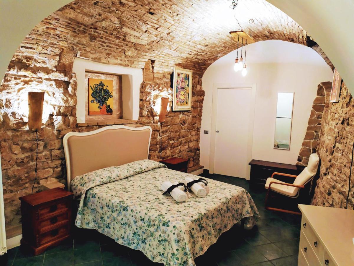 La Dolce Agogia Apartment Assisi Bagian luar foto