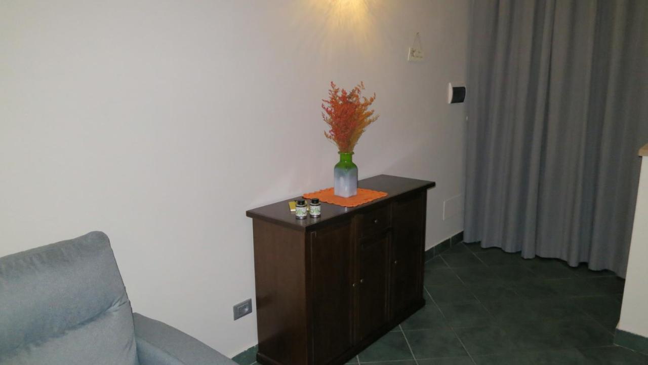 La Dolce Agogia Apartment Assisi Bagian luar foto
